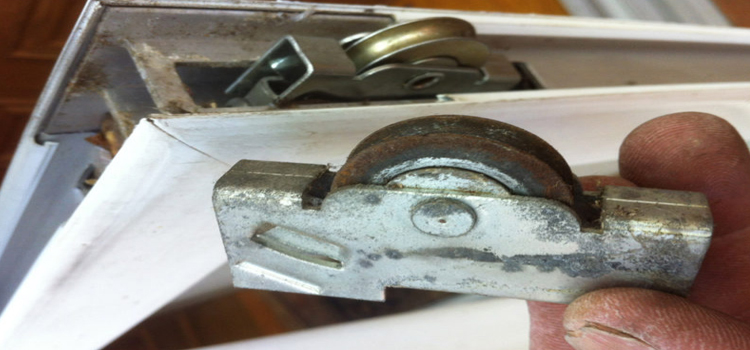 screen door roller repair in Seal Beach